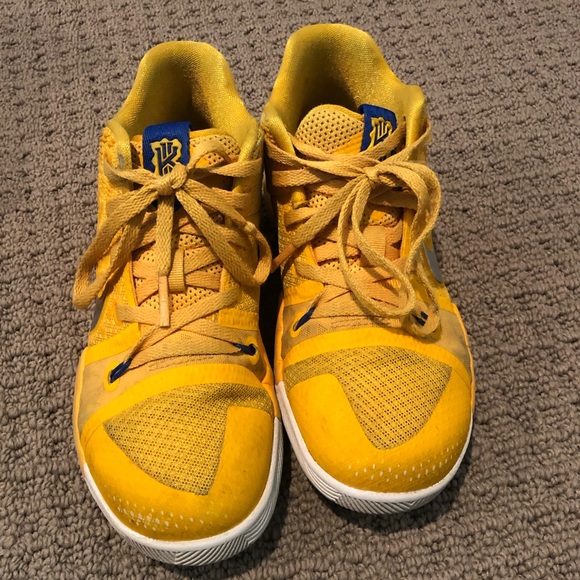 kyrie irving kids sneakers